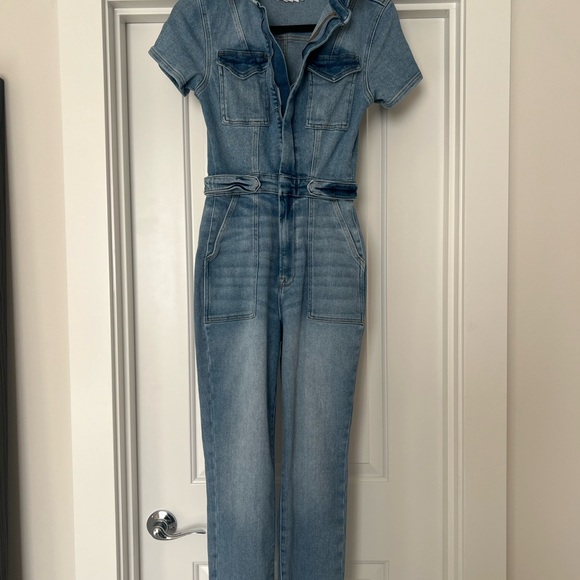 Good American Fit for success jeans jumpsuit. M. Straight leg jumpsuit. - Picture 5 of 7